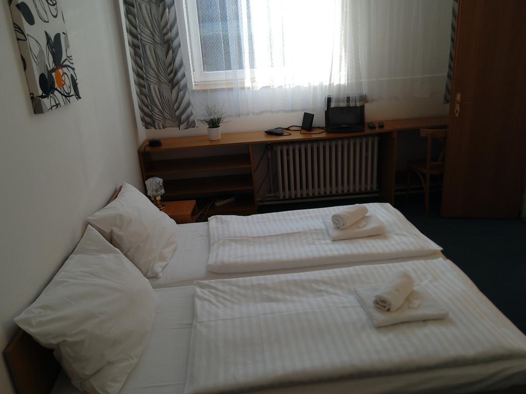 Skalka Hotel Prague Ngoại thất bức ảnh