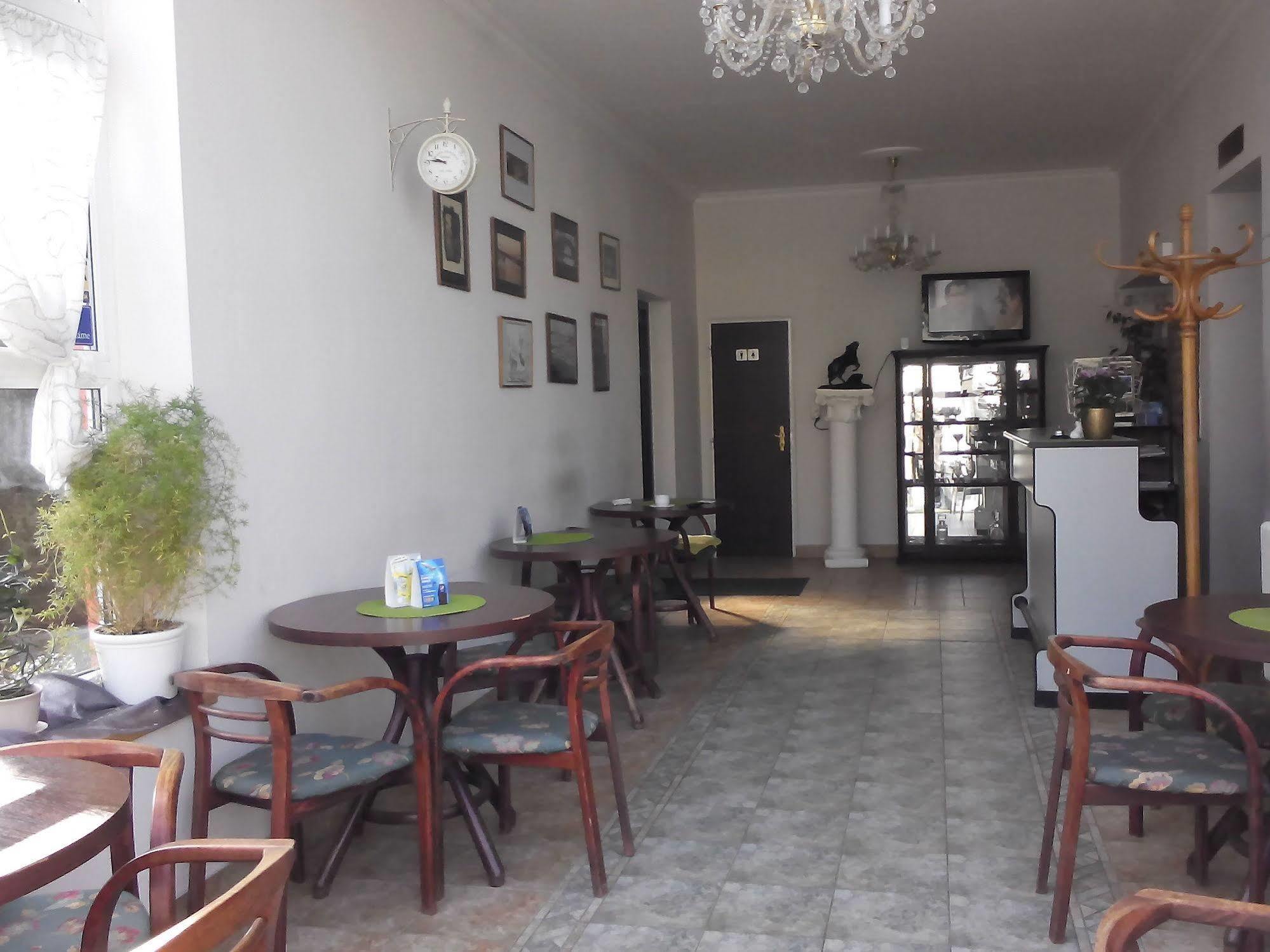 Skalka Hotel Prague Ngoại thất bức ảnh